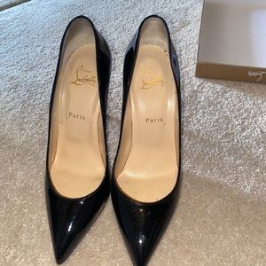 Christian Louboutin Black so kate heels
